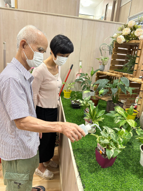 Mr. Wong as a service recipient at Caritas Cheng Shing Fung District Elderly Centre (Shamshuipo)